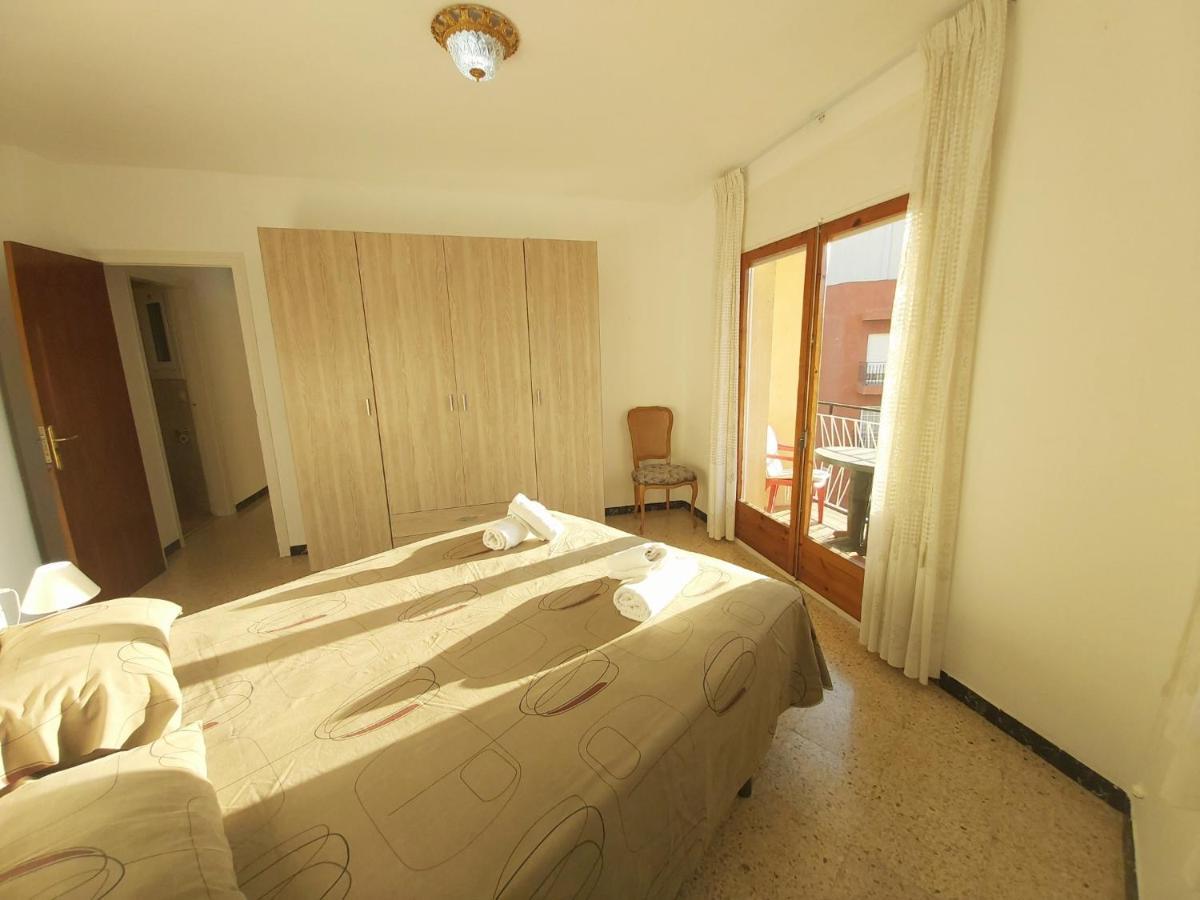 Diana Apartamento Con Terraza Muy Cerca Del Mar Pineda de Mar Exterior foto